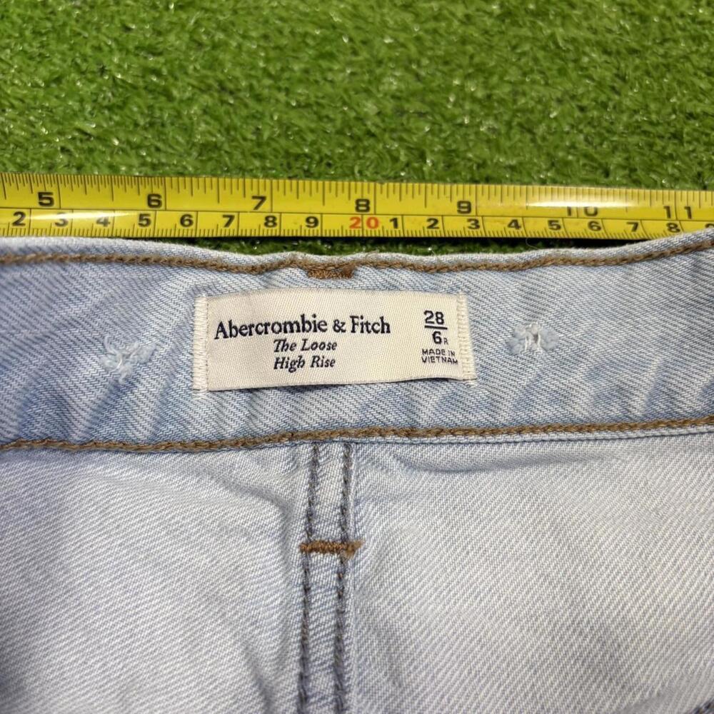Abercrombie‎ & Fitch Size 28/6R Loose High Rise Wide Leg Flare Light Wash Jeans - Picture 6 of 8